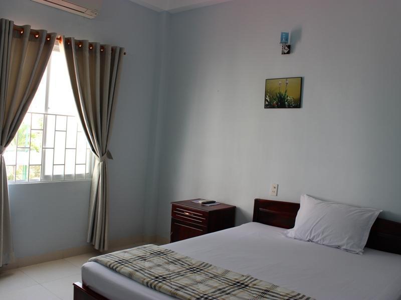 Quang Nhat Hotel Nha Trang Luaran gambar